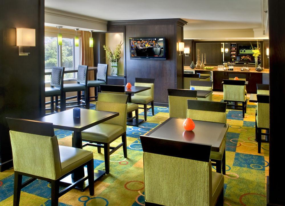 Marriott Philadelphia West Hotel 4*