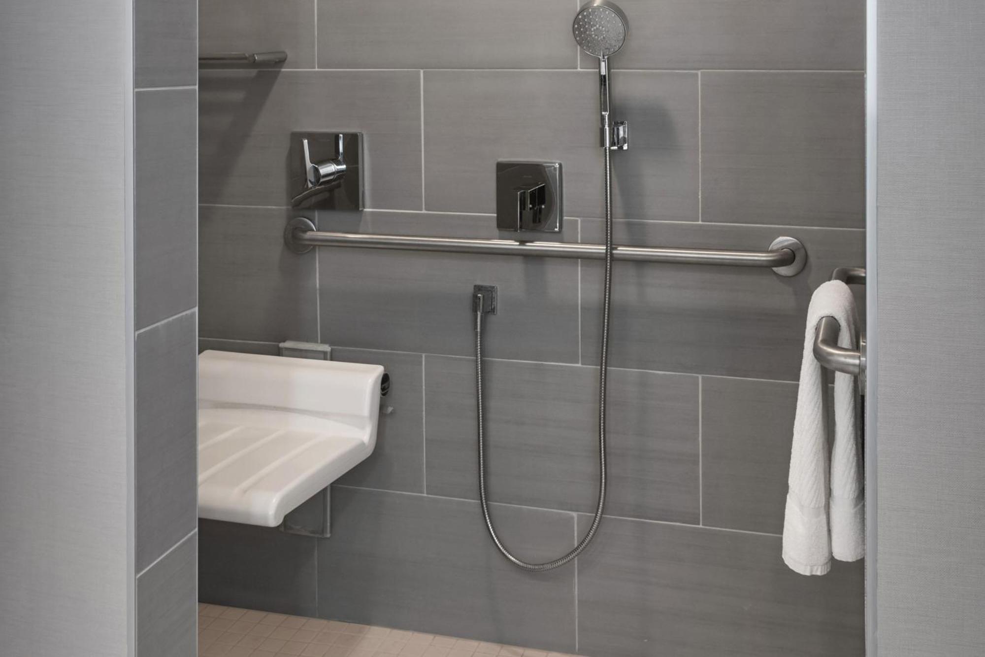 Marriott Philadelphia West Hotel 4*